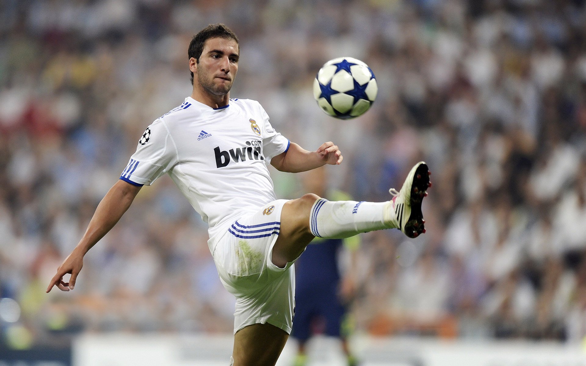 西甲传奇时刻：球队历史性胜利瞬间，历史西甲冠军