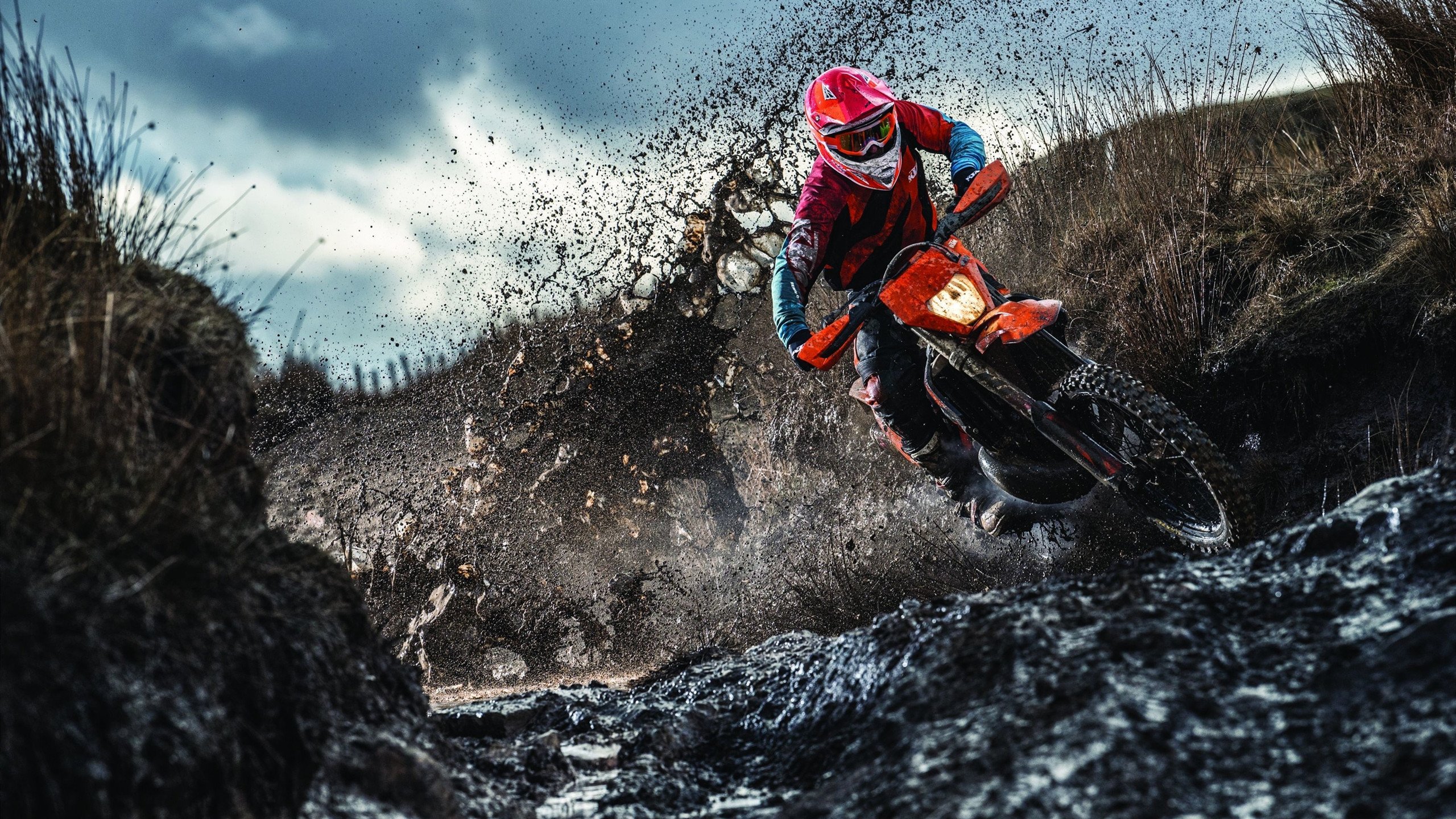 _网球运动普及：业余赛事火爆开启_，网球职业比赛